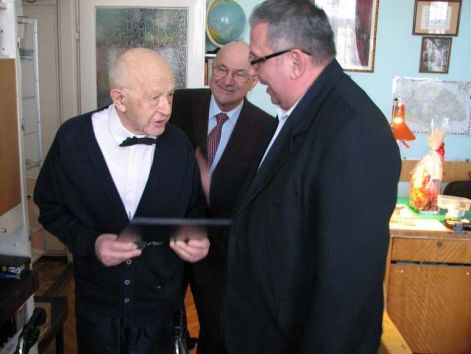 received_513305422382175.jpg received_513305422382175.jpg